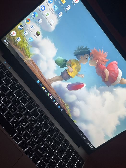 Ноутбук yami простенький