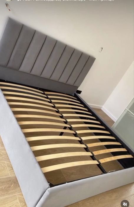 Продам спальную кровать