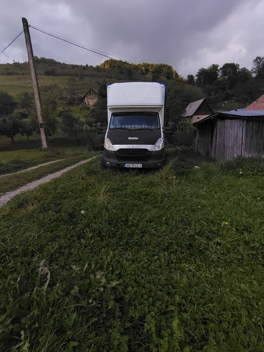 Cam Iveco prelata nouă