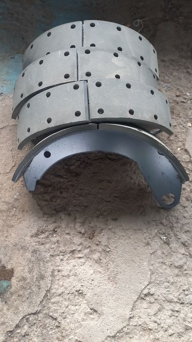 Продам калодки передние газ 53 3309