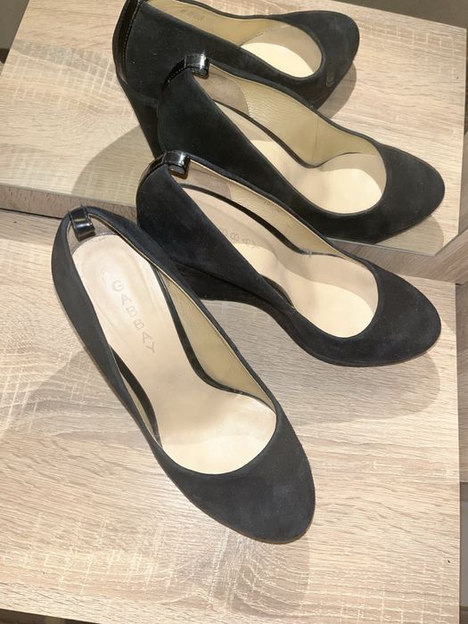 Продаем качественные четыре пары обуви б/у