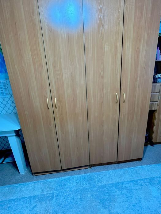 Продам 2 шкафа, район КШТ