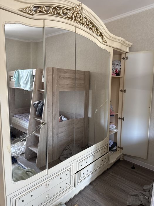 Кур шкафын 15000 беремин