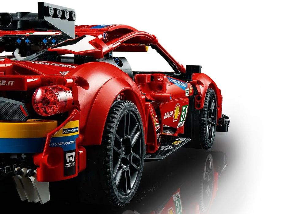 Ferrari 488 GTE Lego Technic Model