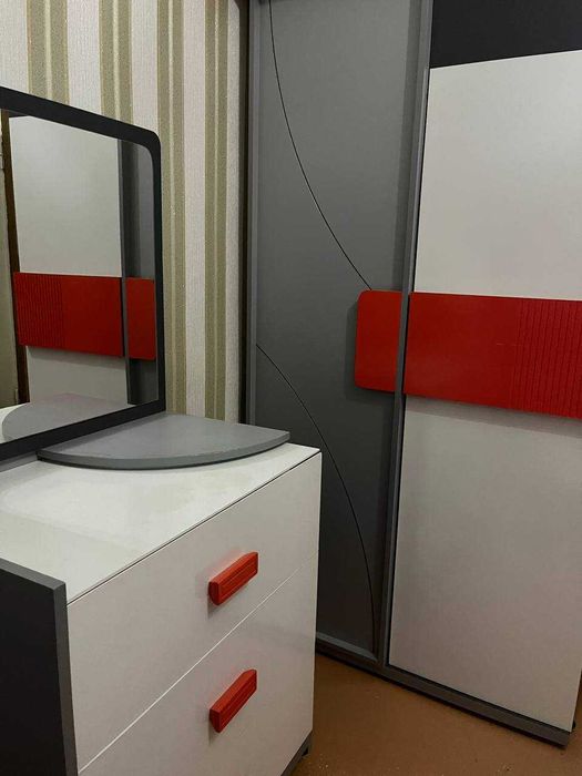 ПРОДАМ Комплект подростковой Мебели 6 предметов, завод! ЗВОНИТЕ! ТОРГ!