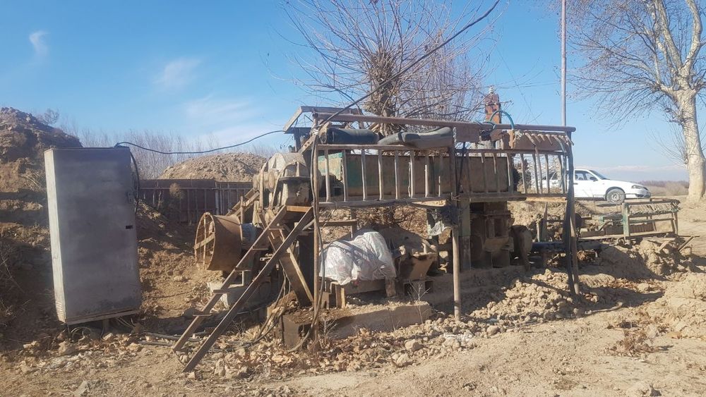 Assalom alaykum G'isht zavod sotiladi polniy komplekt