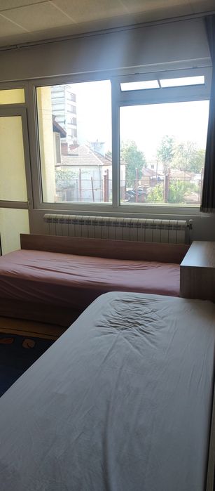 Дава се под наем Тристаен апартамент в Ямбол, Възраждане - 70 кв.м за 248.88 € - Снимка #3