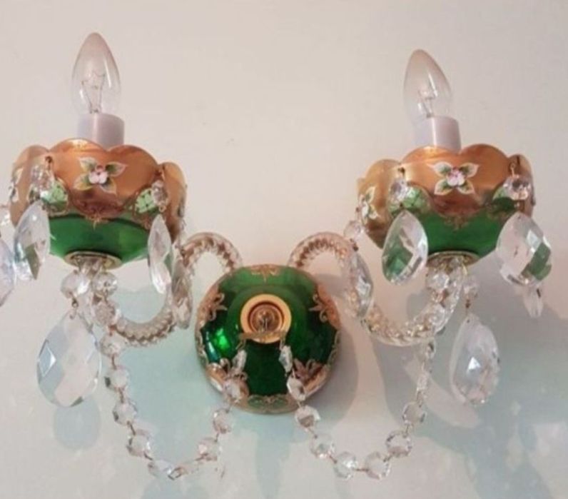 Продаю люстру с позолотой