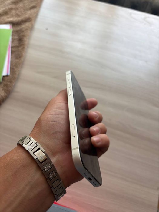 продам айфон 12 в идеале
