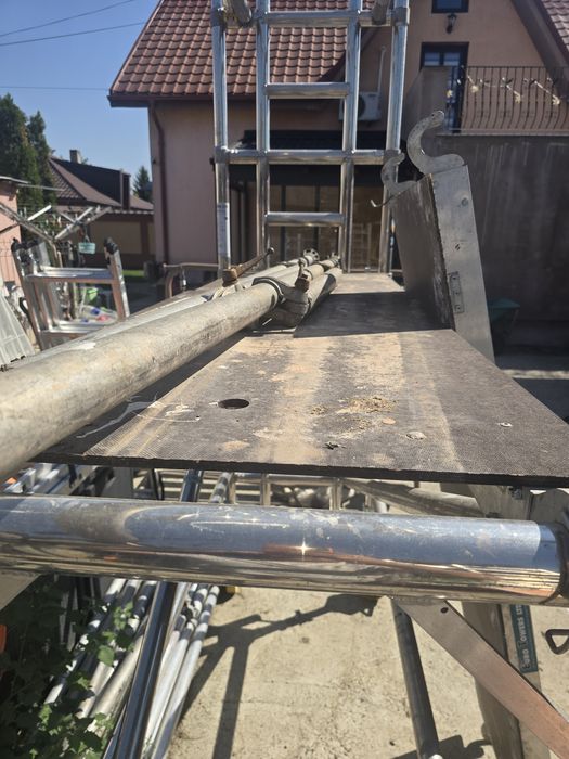 Schela de aluminiu