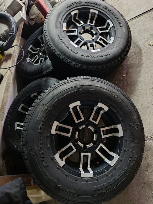 Комплект дисков с резиной