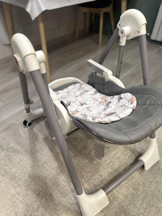 Детский стульчик для кормления