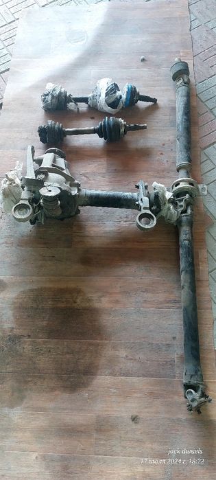Продам передний мост и раздатку