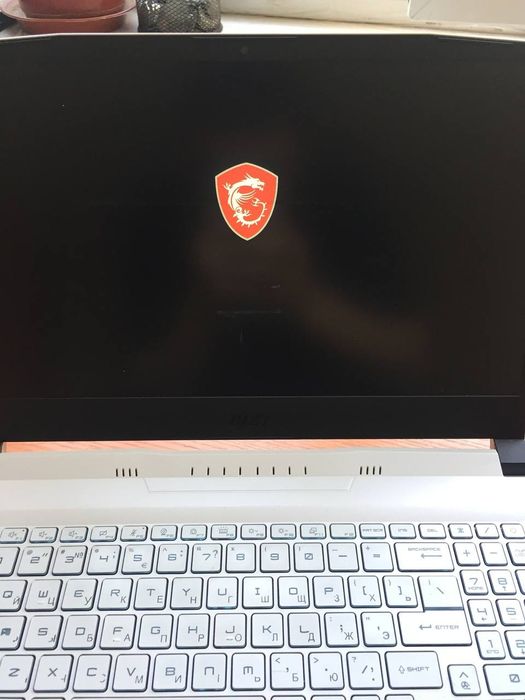 Msi geming notebook sotil 670$ keluwiladi