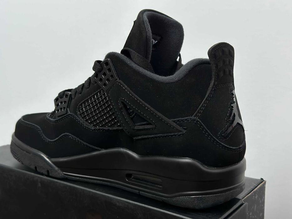 Adidasi NIKE Air JORDAN 4 Retro Black Cat Premium din Piele la Cutie