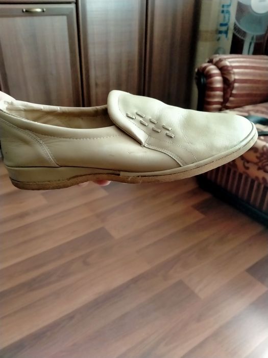 Продам мужские туфли