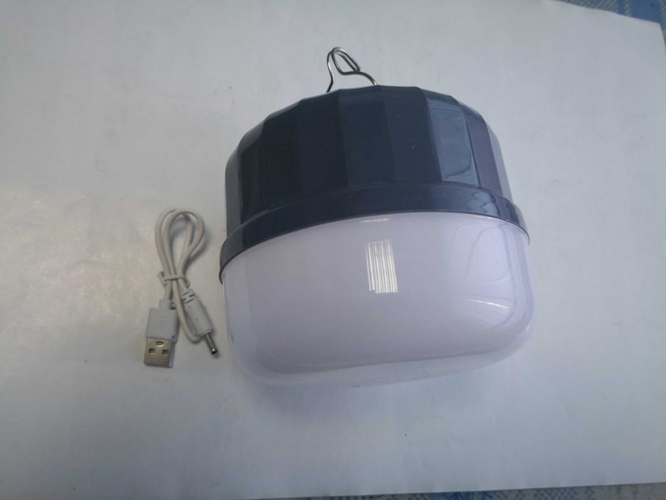 Bec led 60 W cu acumulator pt. camping