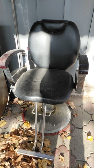 Кресло парикмахерское