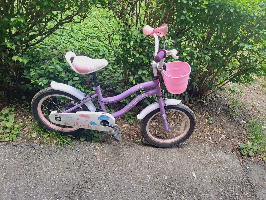Bicicleta fetite 4-6 ani ,roti de 16