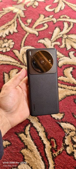 Xiaomi 12s ultra 12/256 GB  holat yangi 10/10