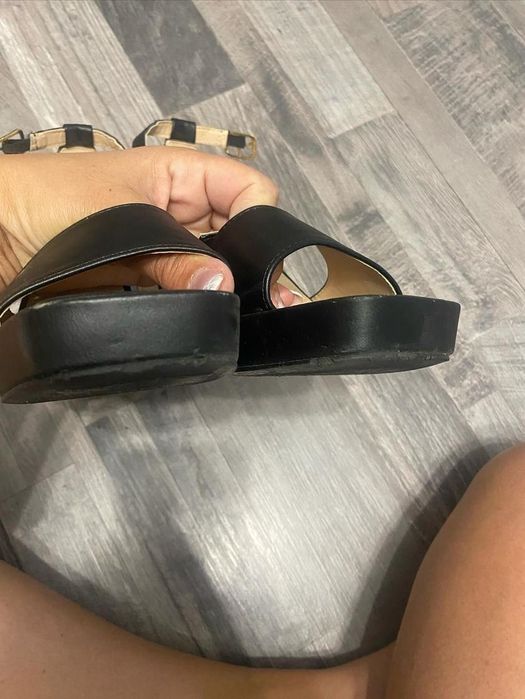 Сандали 38 номер