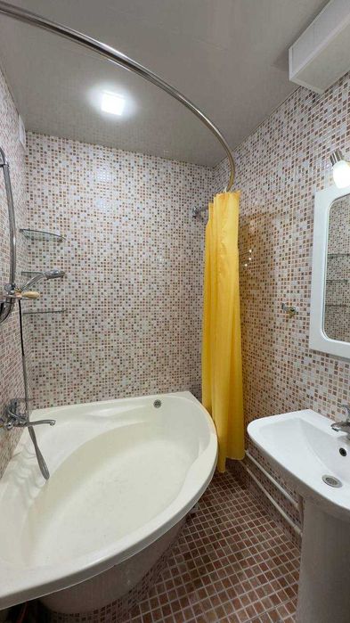 4-комнатная квартира 90 м² — Саида Барака, ГУВД, Мирабадский район