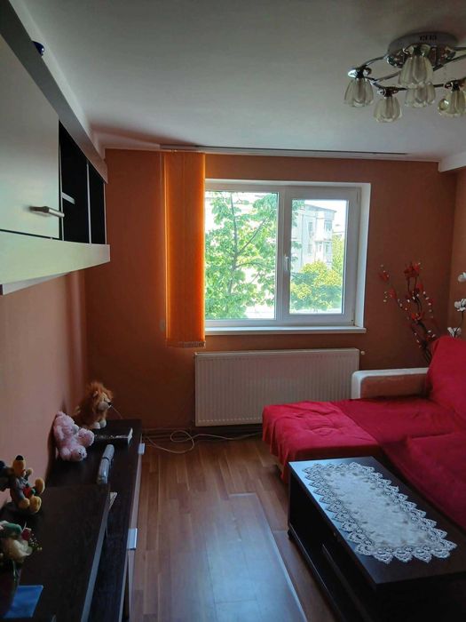 Apartament de vânzare – Bârlad | Zonă liniștită, complet mobilat