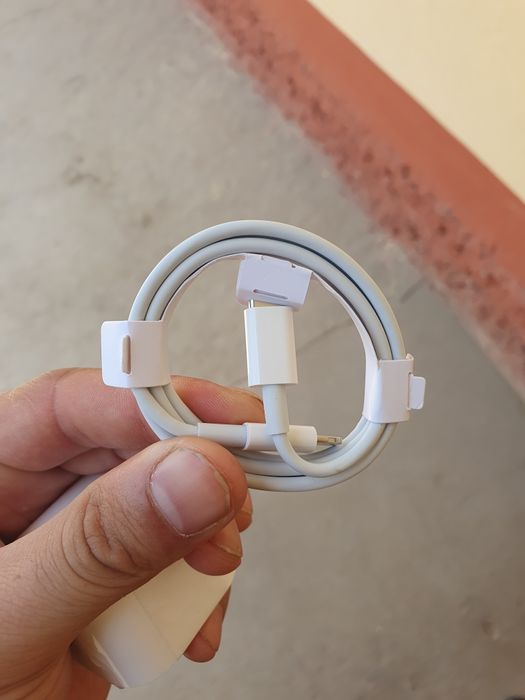 Iphone zaryadka orginal