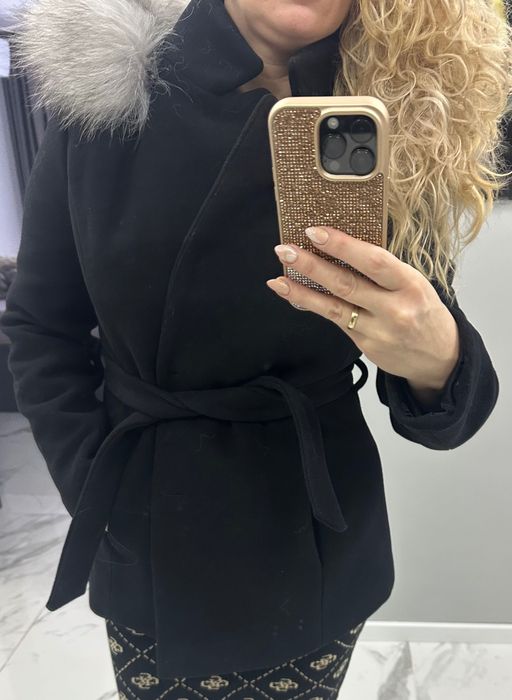 ТОП ЦЕНА Зимно дамско палто вълна и естествен косъм размер M/L