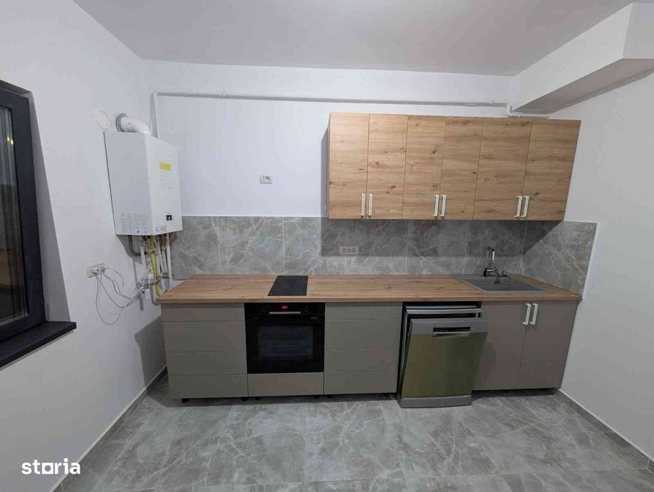 Nou la prima utilizare Mall Moldova ap 2 camere decomandat + parcare