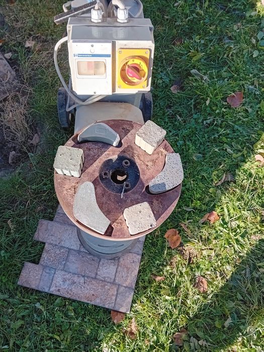 Masina de slefuit  marmura