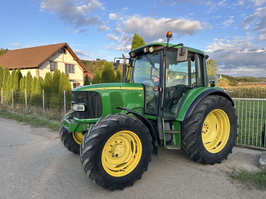 Tractor john deere 6220