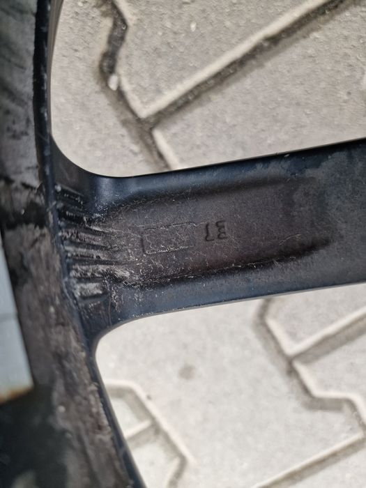 Гуми с Джанти за Audi Q7 295/35 R 21 Yokohama 2023