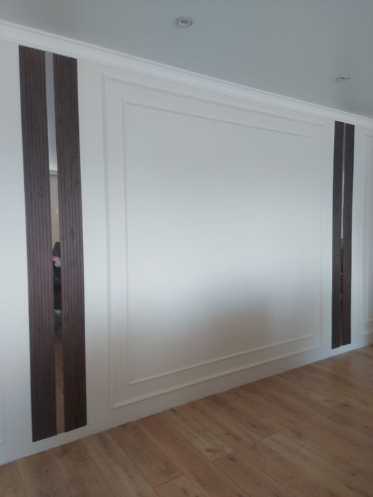 Обои, эмульсия, молдинги