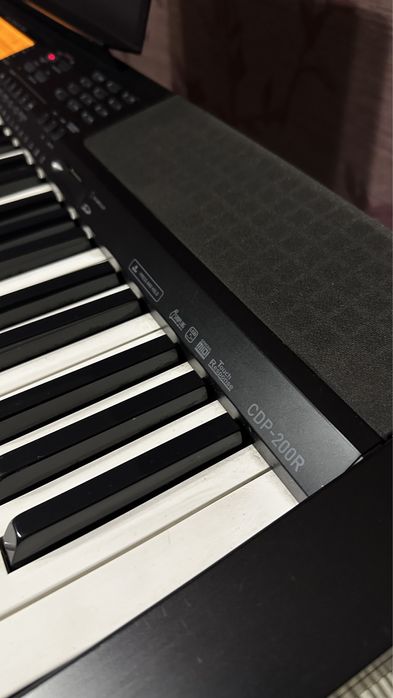 Синтезатор Casio