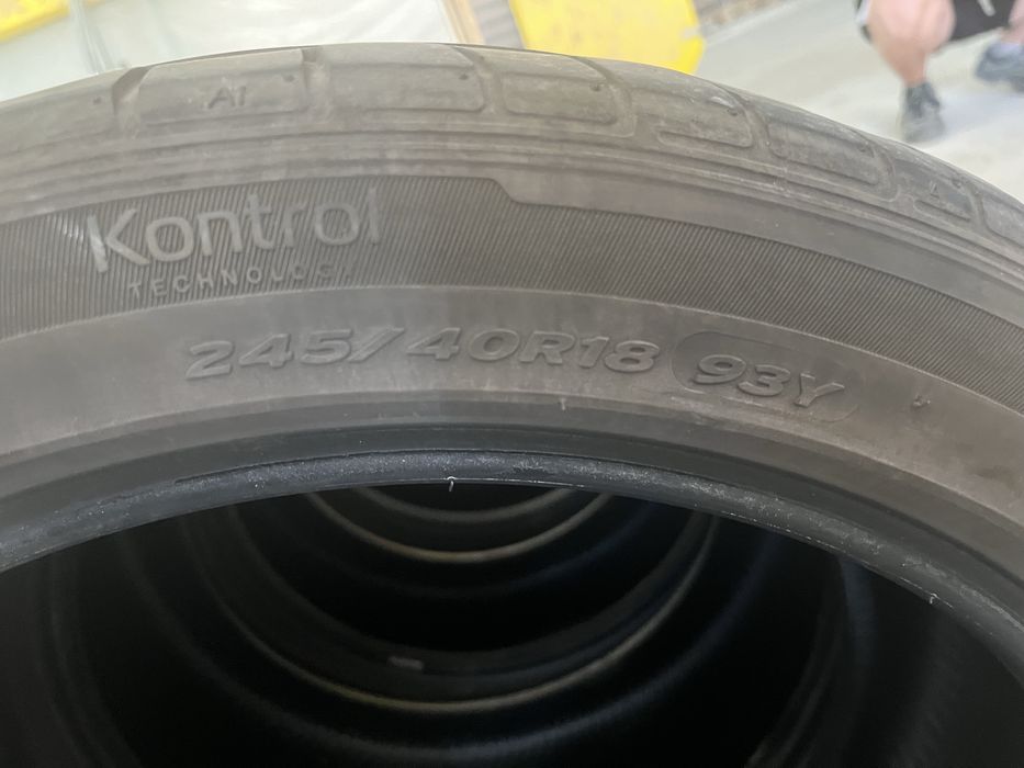 4 броя Гуми Ханкок-245/40/18