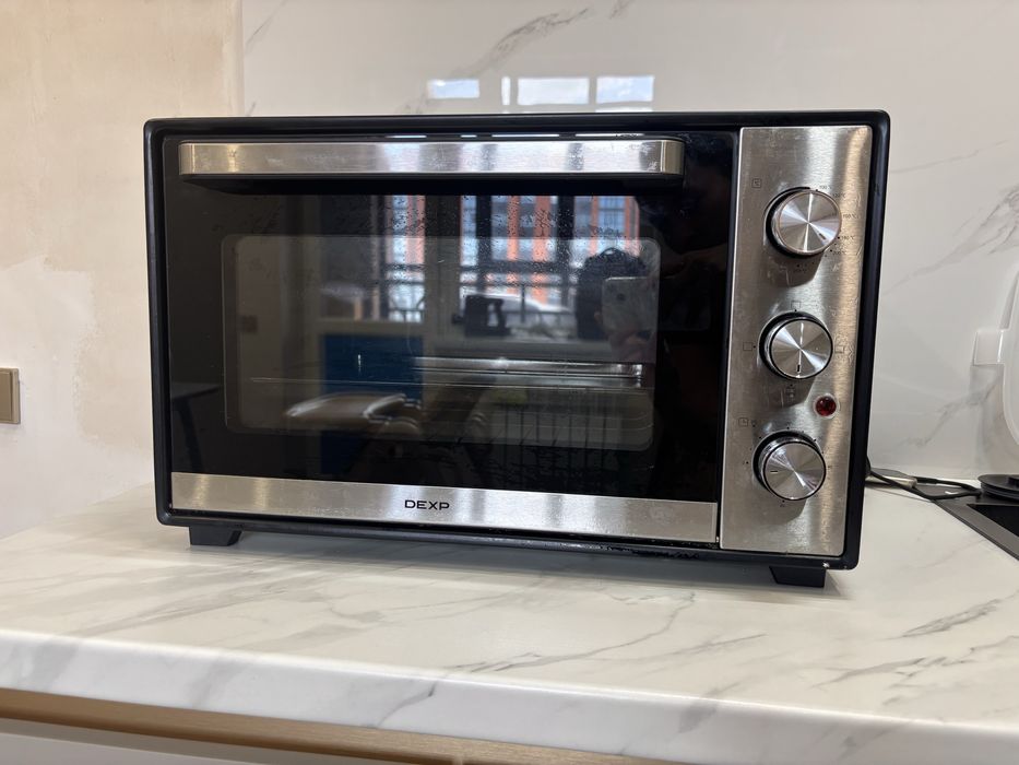 Мини-печь Dexp VN-3800 черный