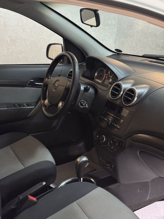 Nexia 3 2022 avtamat metan