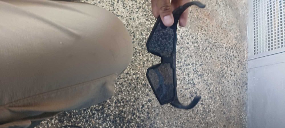 Продавам очила ZKY