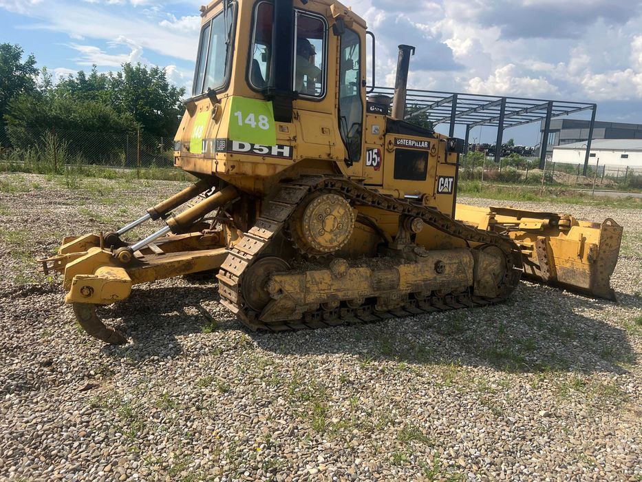 De vanzare Buldozer Caterpillar D4