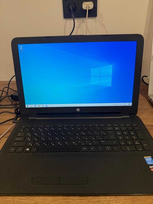 Ноутбук HP 250 (HD) Core i3