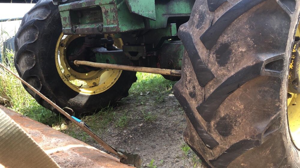 Punte axa John deere 3040 2140/1640 2040 APL1552 APL1351