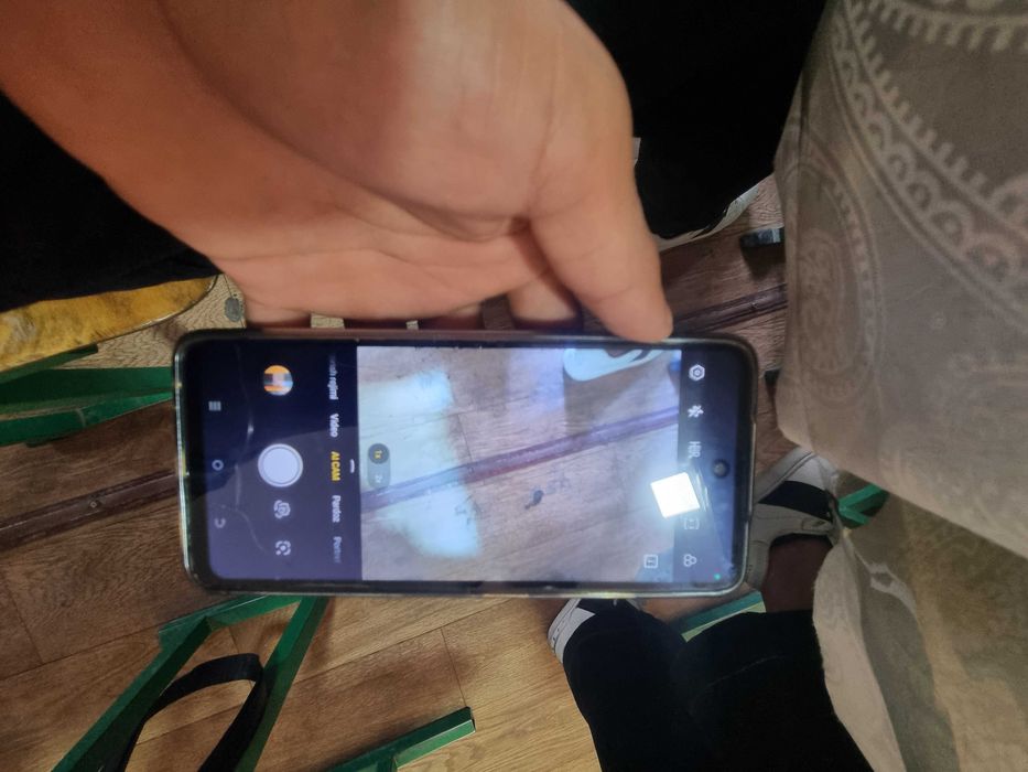 Tecno spark 20 c holati yaxshi karopkalari bor narxini kelshamiz