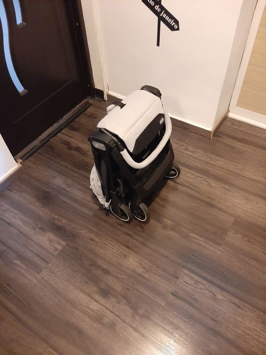 Carucior Chicco pentru copil