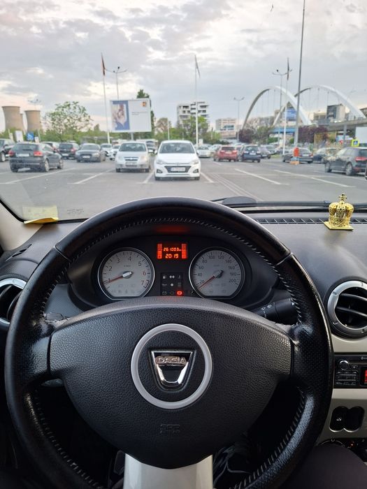 Vând Dacia Logan 2012 Pilot Automat/7 Locuri/GPL din fabrică 1.6 8 V