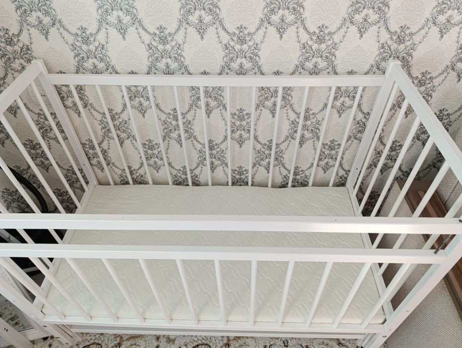 Продам манеж ..рп