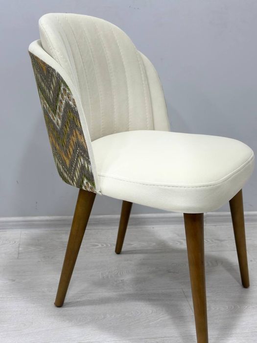 Stul kafe restoranlar uchun