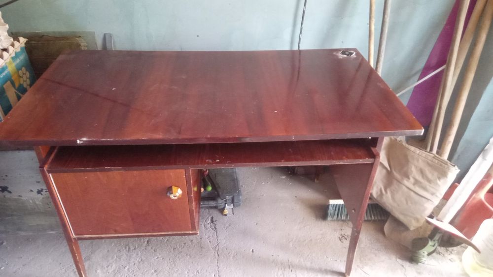 Детская кровать стол парта полированная