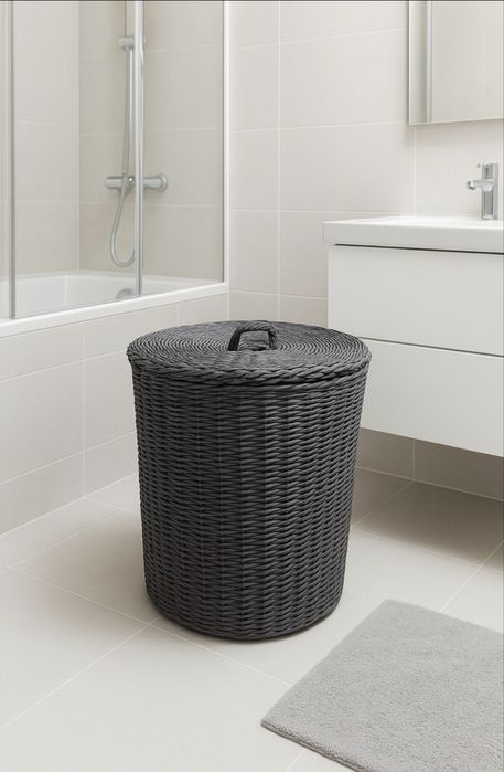 Плетеная корзина для белья