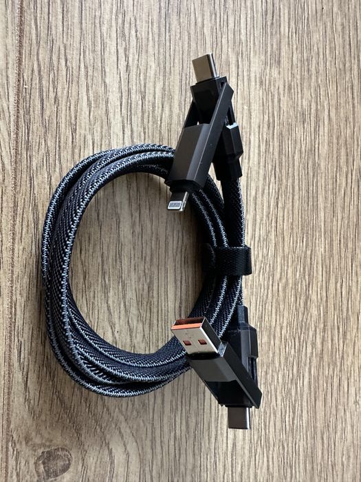 Vand cablu Multi-Interface Fast Charge Usb /Usb-C /Lightning 1M Textil